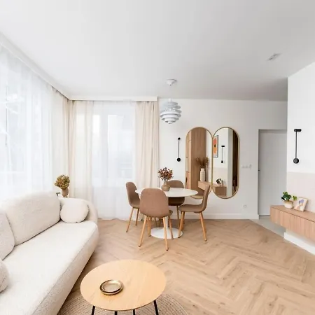 Friends And Family - 3br *